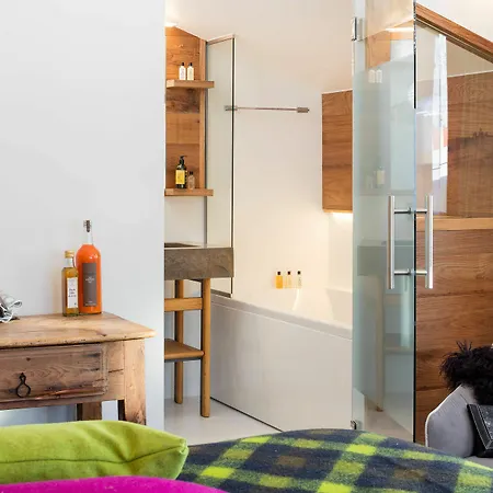 Pashmina Le Refuge Hotel